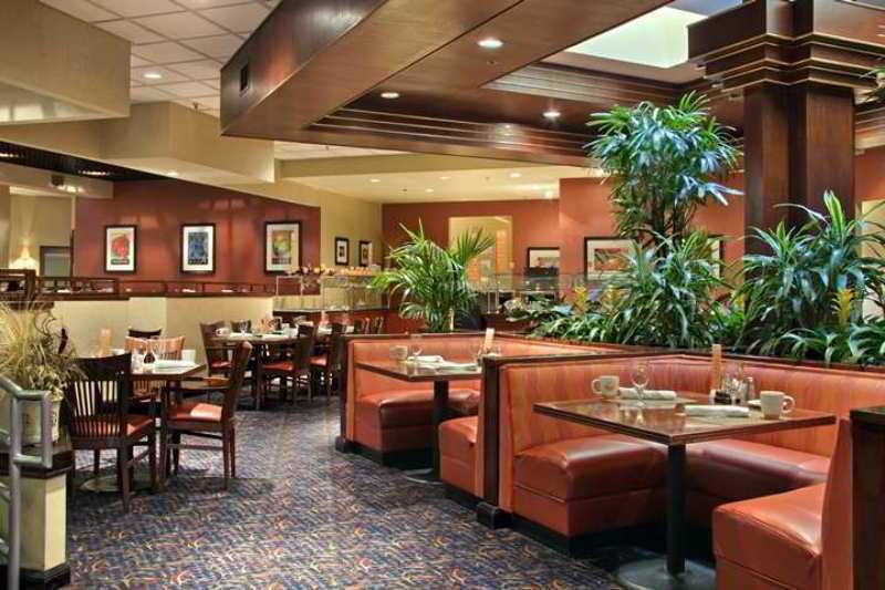 Hilton Durham Near Duke University Restaurant photo